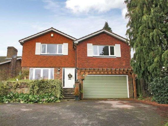 6&nbsp;Bedroom&nbsp;Detached